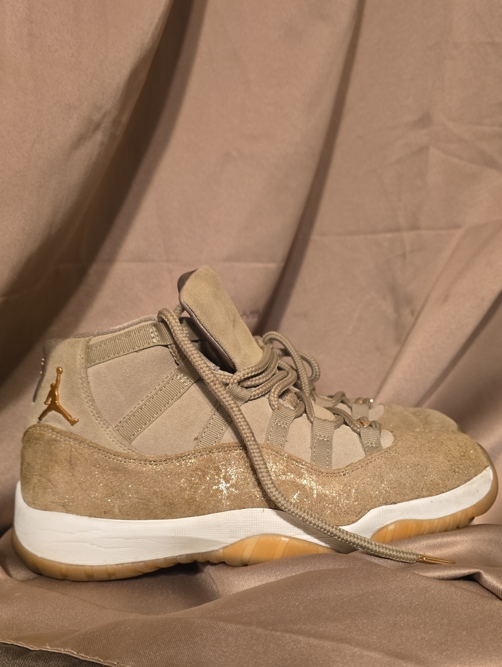 Women's Air Jordan 11 Retro "Neutral Olive"